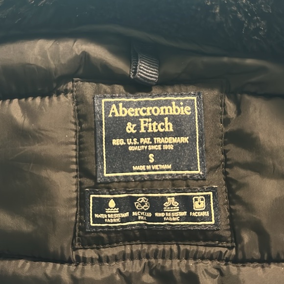 Abercrombie jacket - Picture 8 of 8